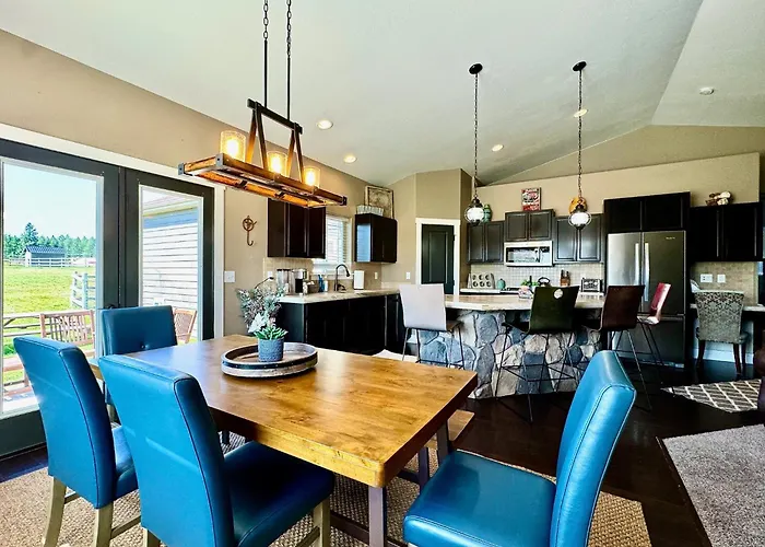 Glacier Park Getaway - Rustic Range Retreat